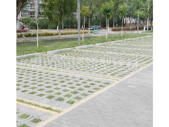 云南植草磚與人行道的協(xié)調(diào)性如何？適合鋪設(shè)在哪些地方？